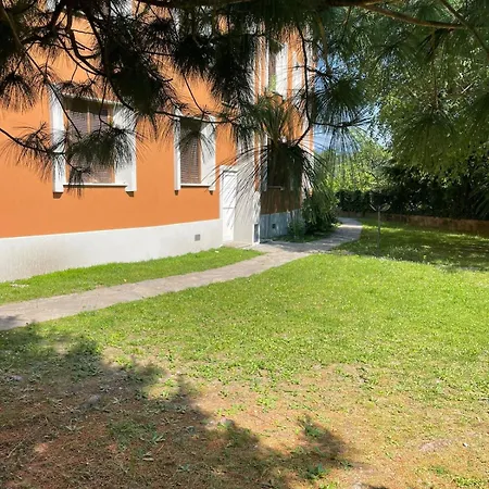Panoramic Modern On Maggiore Casa Mimi