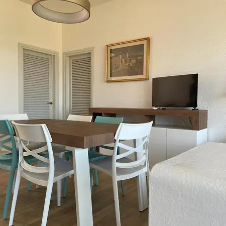 Apartment Panoramic Modern On Maggiore Casa Mimi
