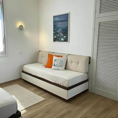 Apartment Panoramic Modern On Maggiore Casa Mimi Cerro (Laveno-Mombello)