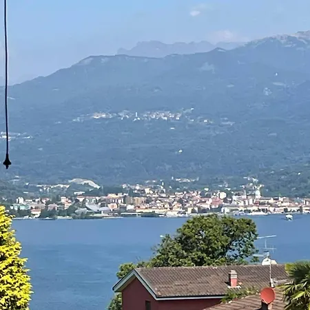 Apartment Panoramic Modern On Maggiore Casa Mimi Cerro (Laveno-Mombello)