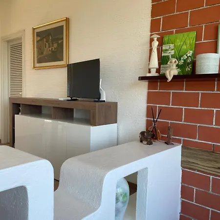 Panoramic Modern On Maggiore Casa Mimi Apartment Cerro (Laveno-Mombello)